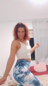 687181489: Chica busca chico en Sevilla