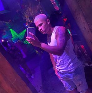 604295307: Chico busca chica en Sevilla