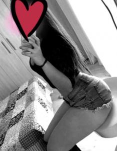 672062403: Chica busca chico en Madrid