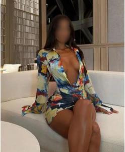 643090976: Chica busca chico en Lugo