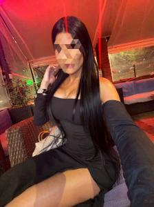 613347455: Chica busca chico en Málaga