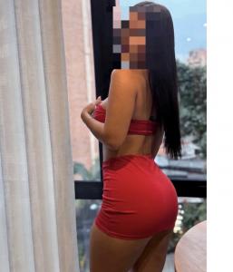 642638290: Chica busca chico en Madrid