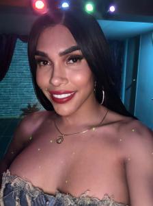 613608769: Transexual en Granada