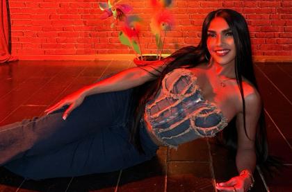 613608769: Transexual en Granada