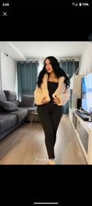 661219097: Chica busca chico en Barcelona