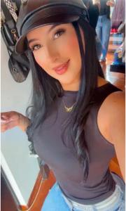 631923508: Chica busca chico en Zaragoza