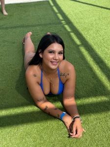 613357890: Chica busca chico en Orense