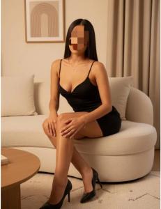 613762468: Chica busca chico en Granada