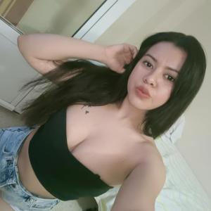 673787363: Chica busca chico en Málaga