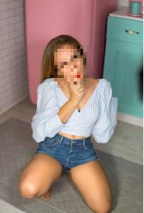 603708606: Chica busca chico en Barcelona