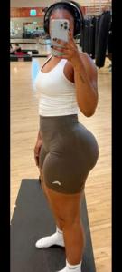 604873094: Chica busca chico en Granada