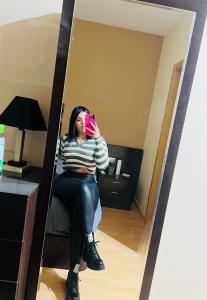 643291857: Chica busca chico en Valencia