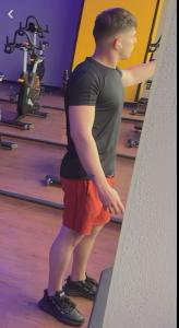 677433729: Chico busca chica en Alicante