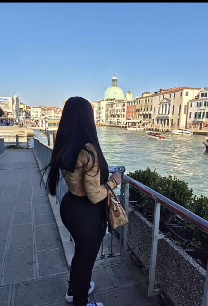 Chica busca chico en La Rioja: 