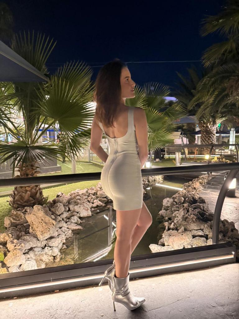 677121303: Chica busca chico en Madrid