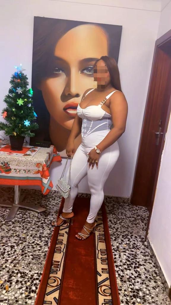 Chica busca chico en Ibiza: 