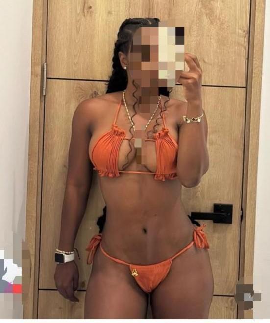 Chica busca chico en Murcia: 