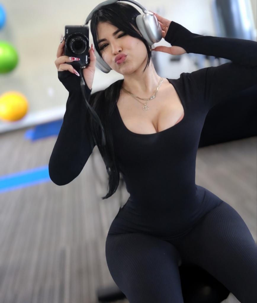 636420480: Chica busca chico en Orense