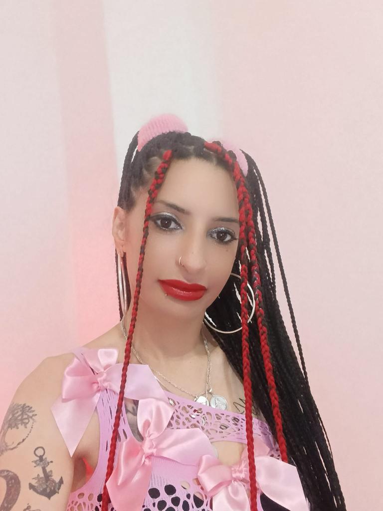 661148499: Chica busca chico en Cádiz