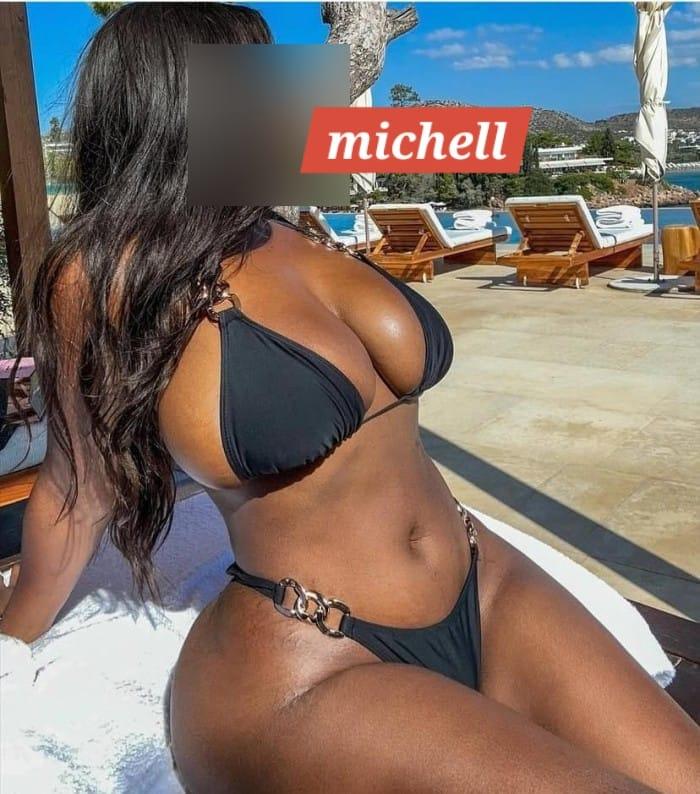 611262724: Chica busca chico en Málaga