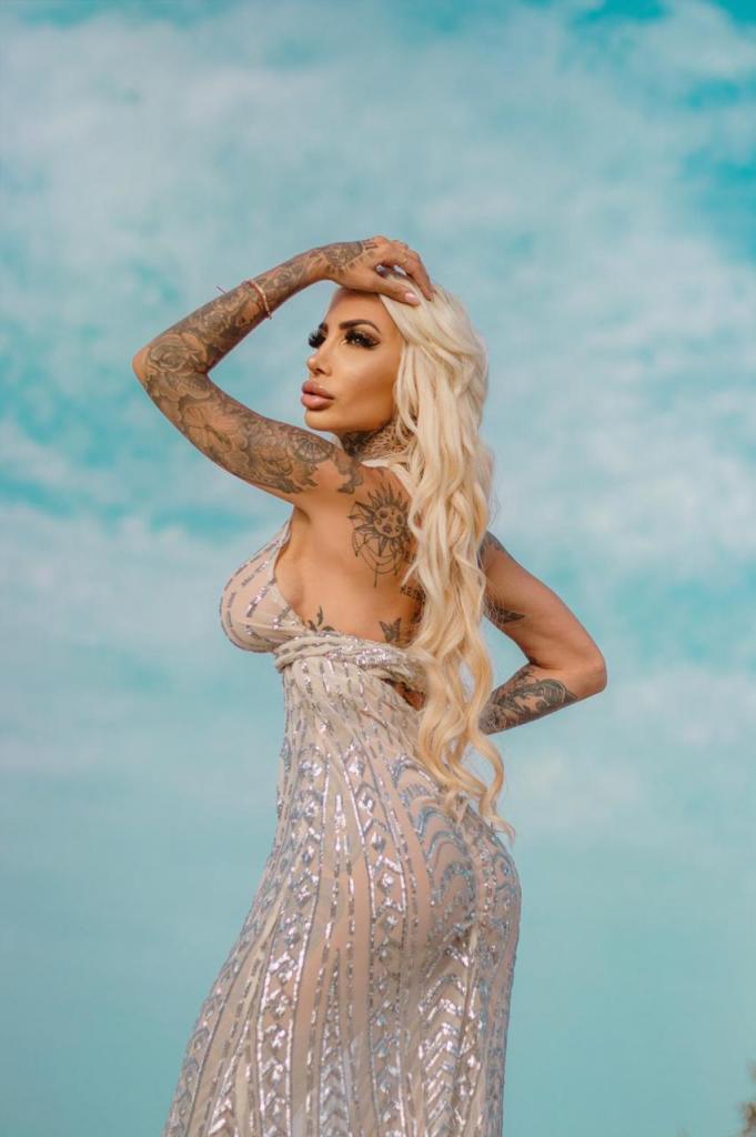 653166578: Chica busca chico en Mallorca