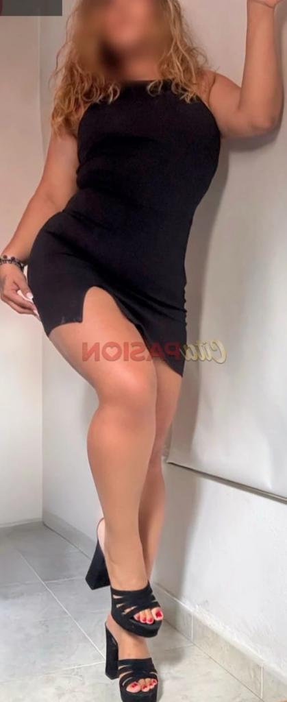 Chica busca chico en Castellón: 