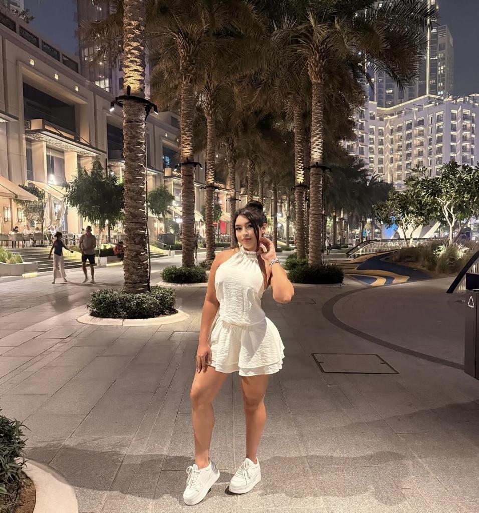 Chica busca chico en Sevilla: 