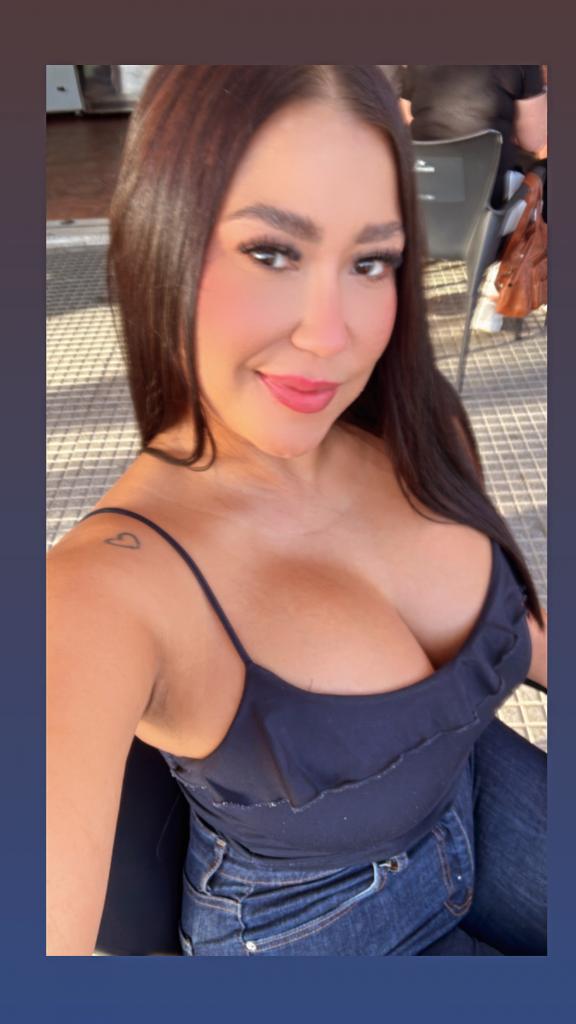 Chica busca chico en Huelva: 