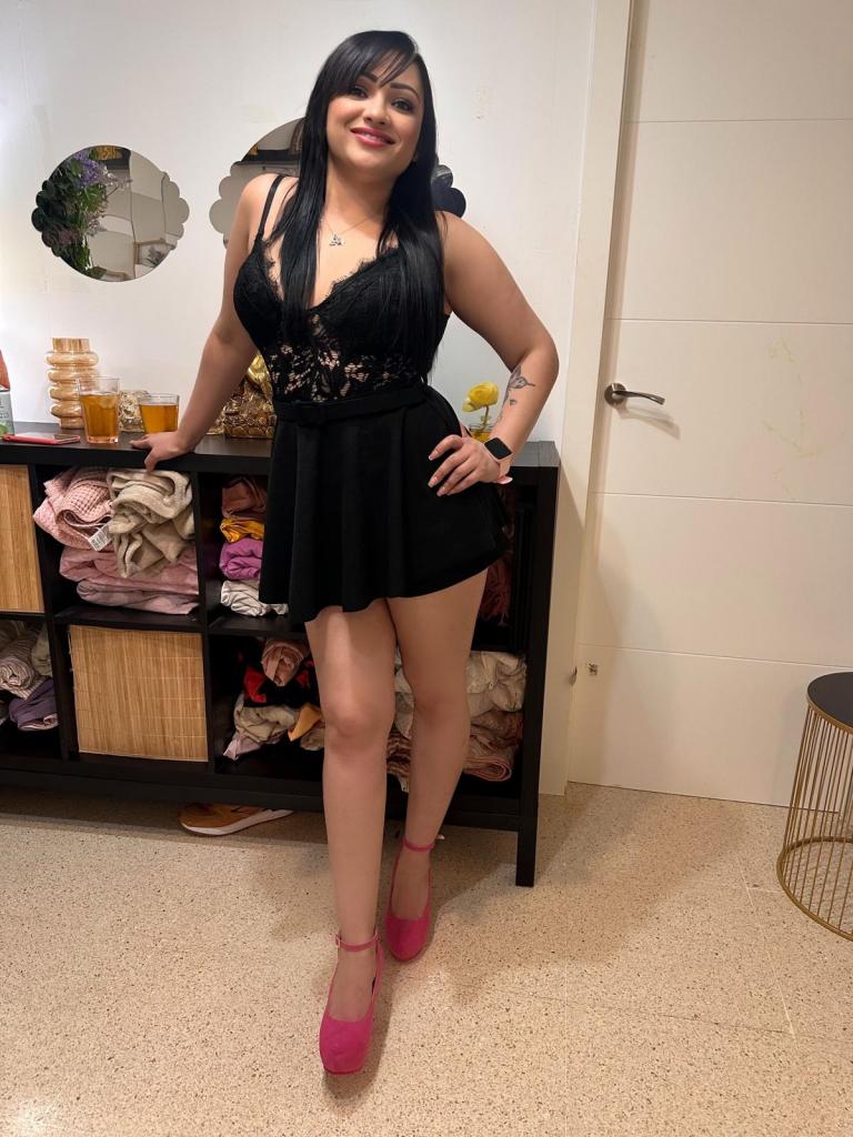 Chica busca chico en Sevilla: Chica busca chico