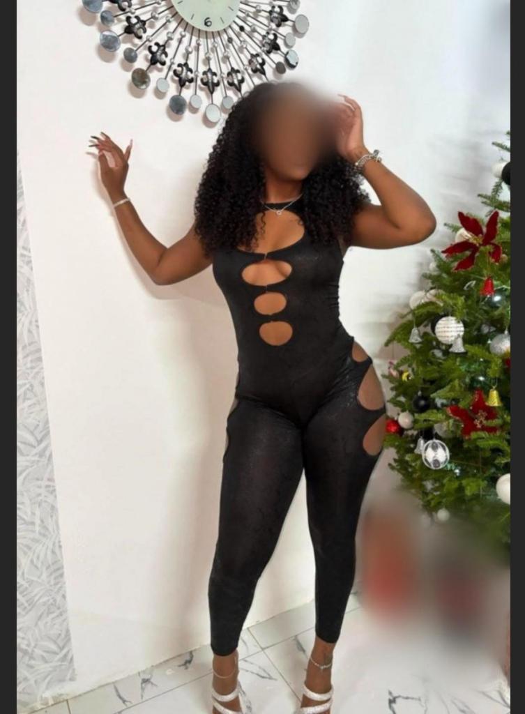 604267728: Chica busca chico en Cuenca