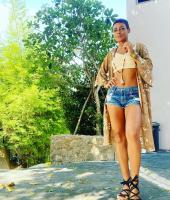 677767403: Chica busca chico en Barcelona