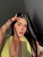 614210813: Chica busca chico en Barcelona