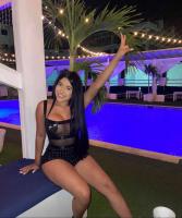 643745367: Chica busca chico en Sevilla