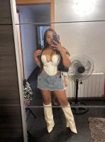 677313714: Chica busca chico en Barcelona