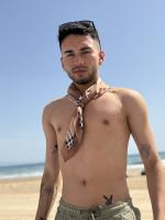 742063903: Chico busca chica en Alicante