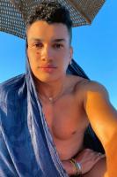 641802735: Chico busca chica en Málaga