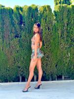 664874220: Chica busca chico en Madrid