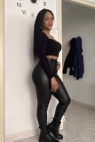 607824577: Chica busca chico en Ibiza