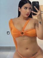 697961546: Chica busca chico en Gerona