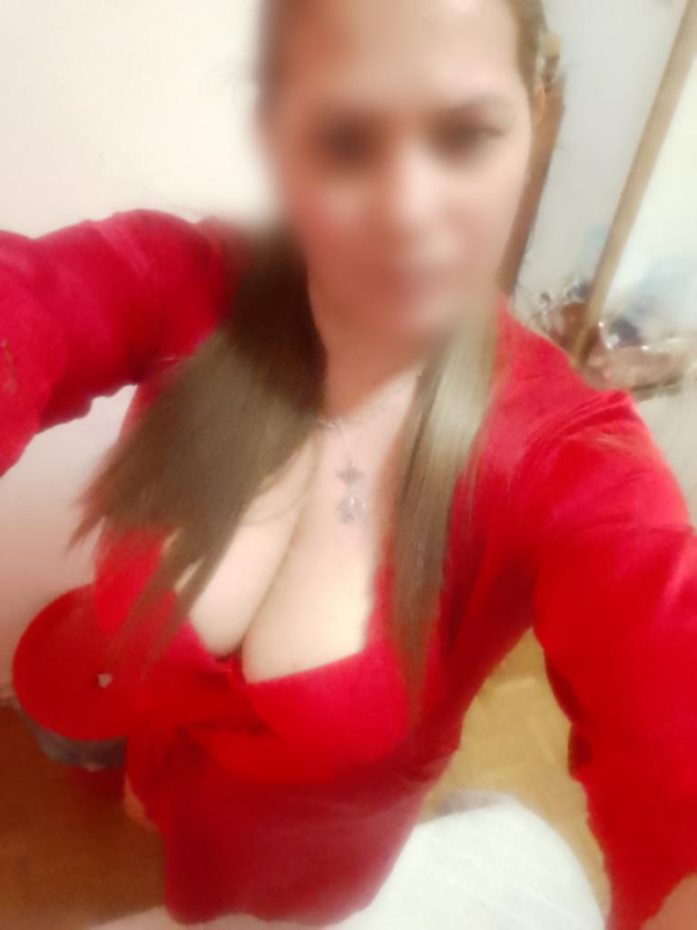 602408361: Chica busca chico en Guipúzcoa