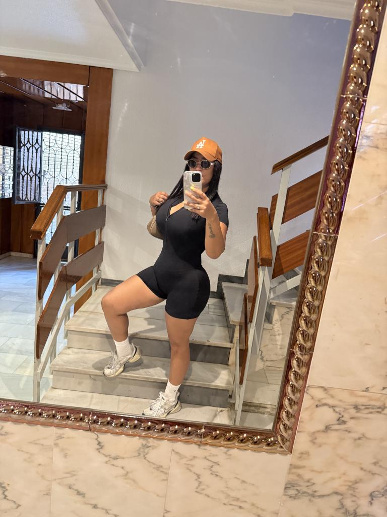 607541098: Chica busca chico en Huelva