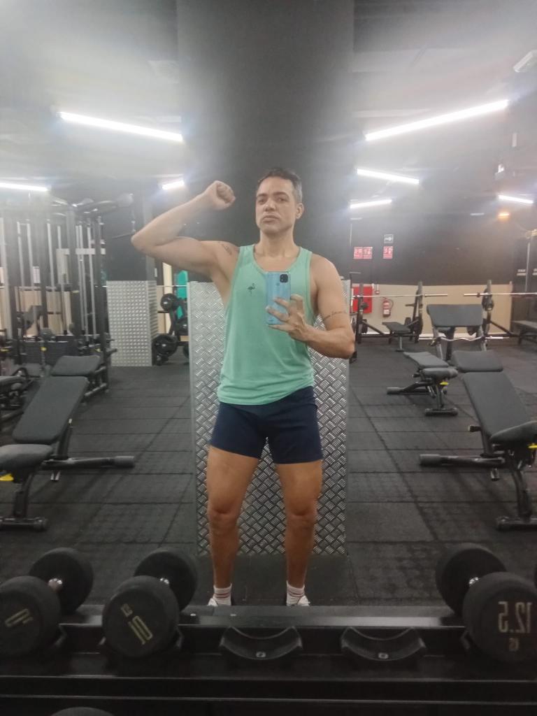 Chico busca chica en Murcia: 