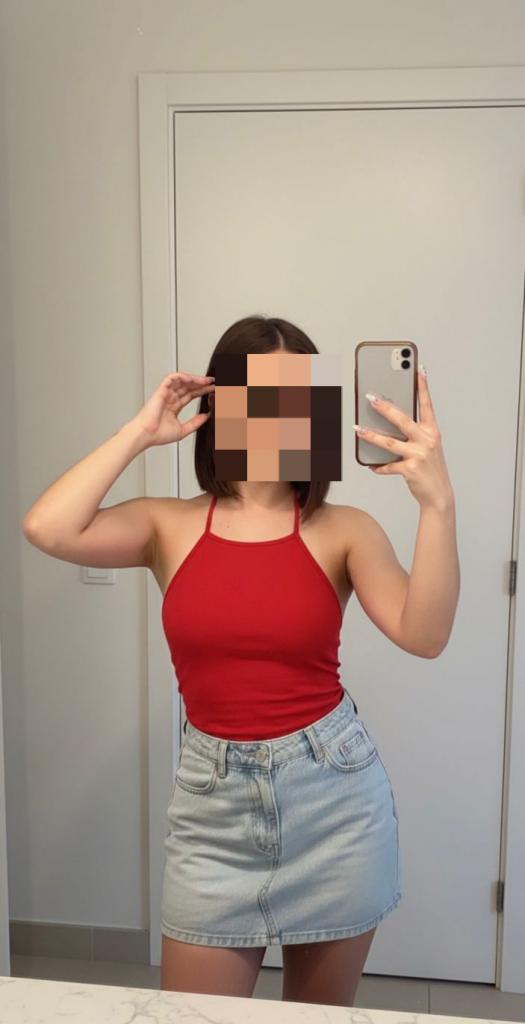 631410375: Chica busca chico en Barcelona