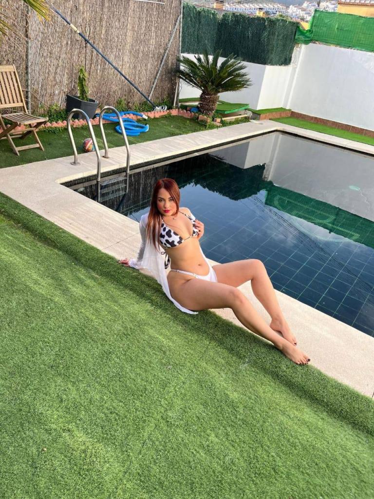 742032975: Chica busca chico en Granada