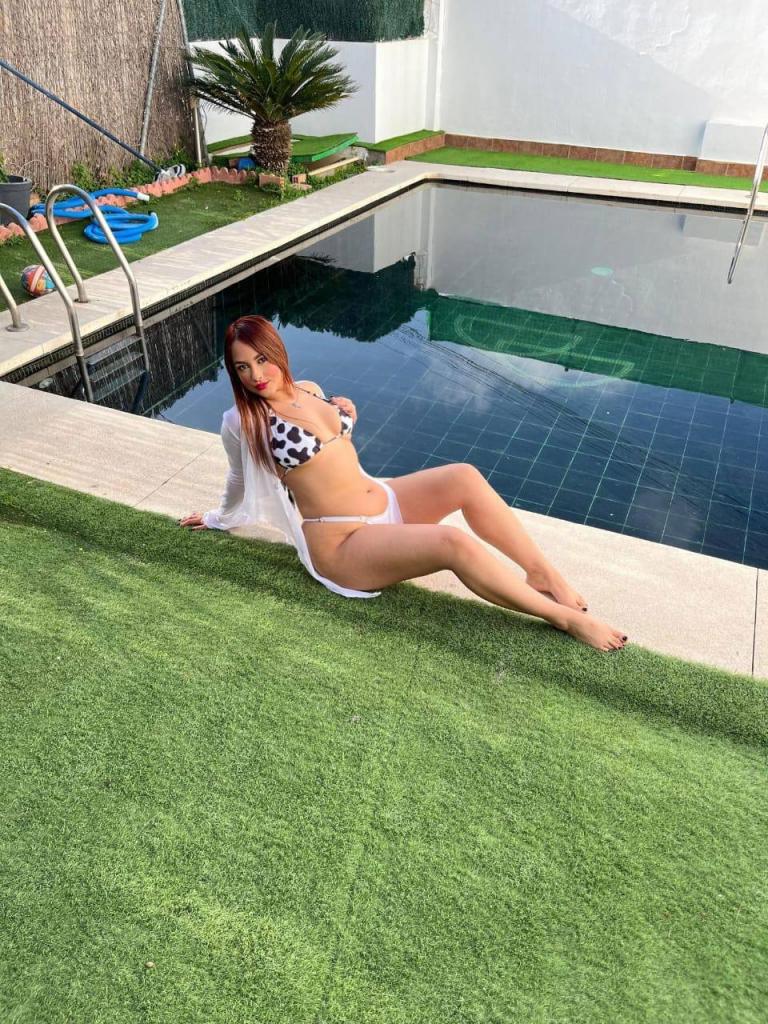 742032975: Chica busca chico en Granada