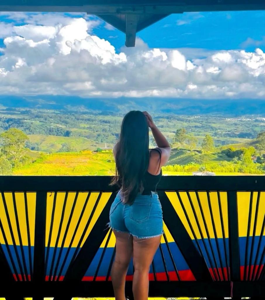 641260976: Chica busca chico en Navarra