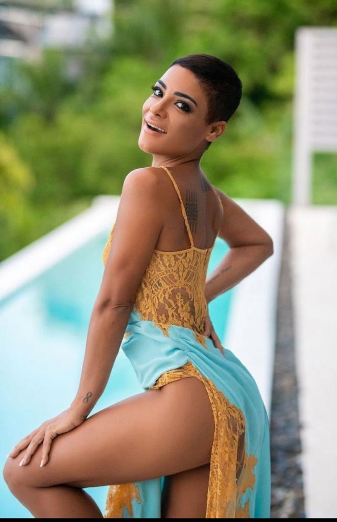 Chica busca chico en Barcelona: Chica busca chico