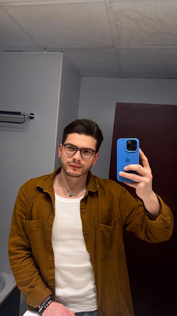 624048920: Chico busca chica en Las Palmas