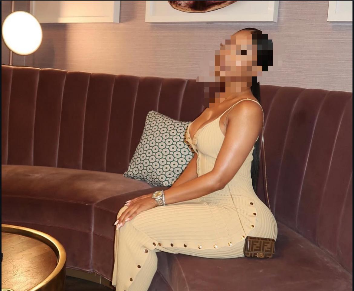 Chica busca chico en Cádiz: 