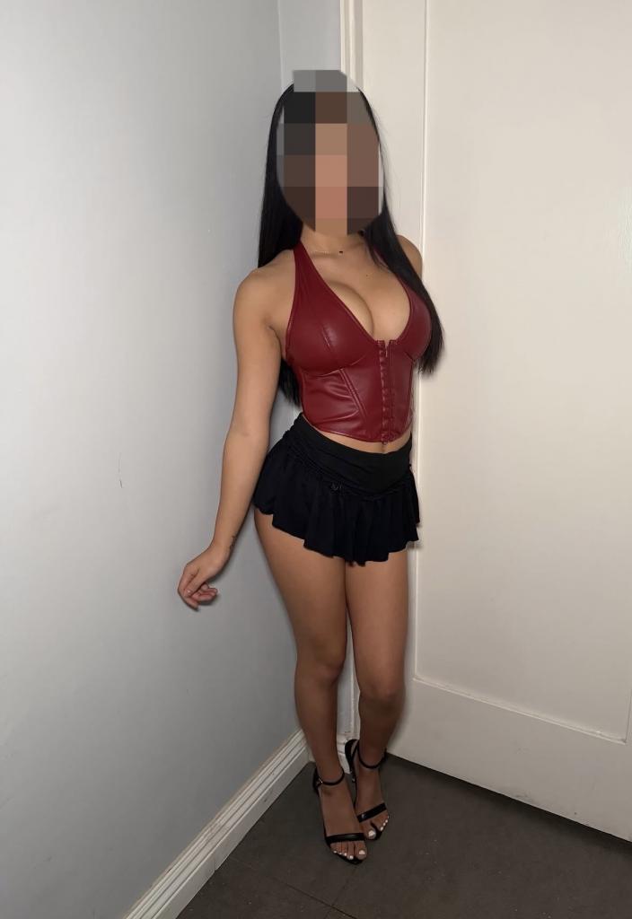 672804315: Chica busca chico en Málaga